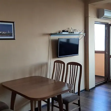 Icovi 2 Apartamento